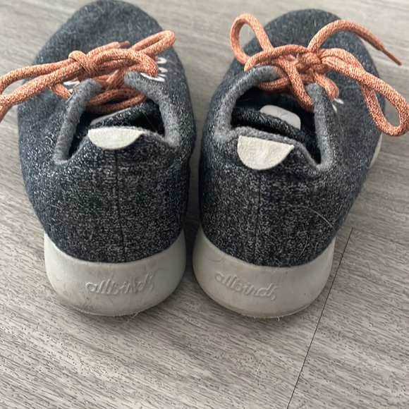 Women’s Wool Allbirds - Picture 3 of 7